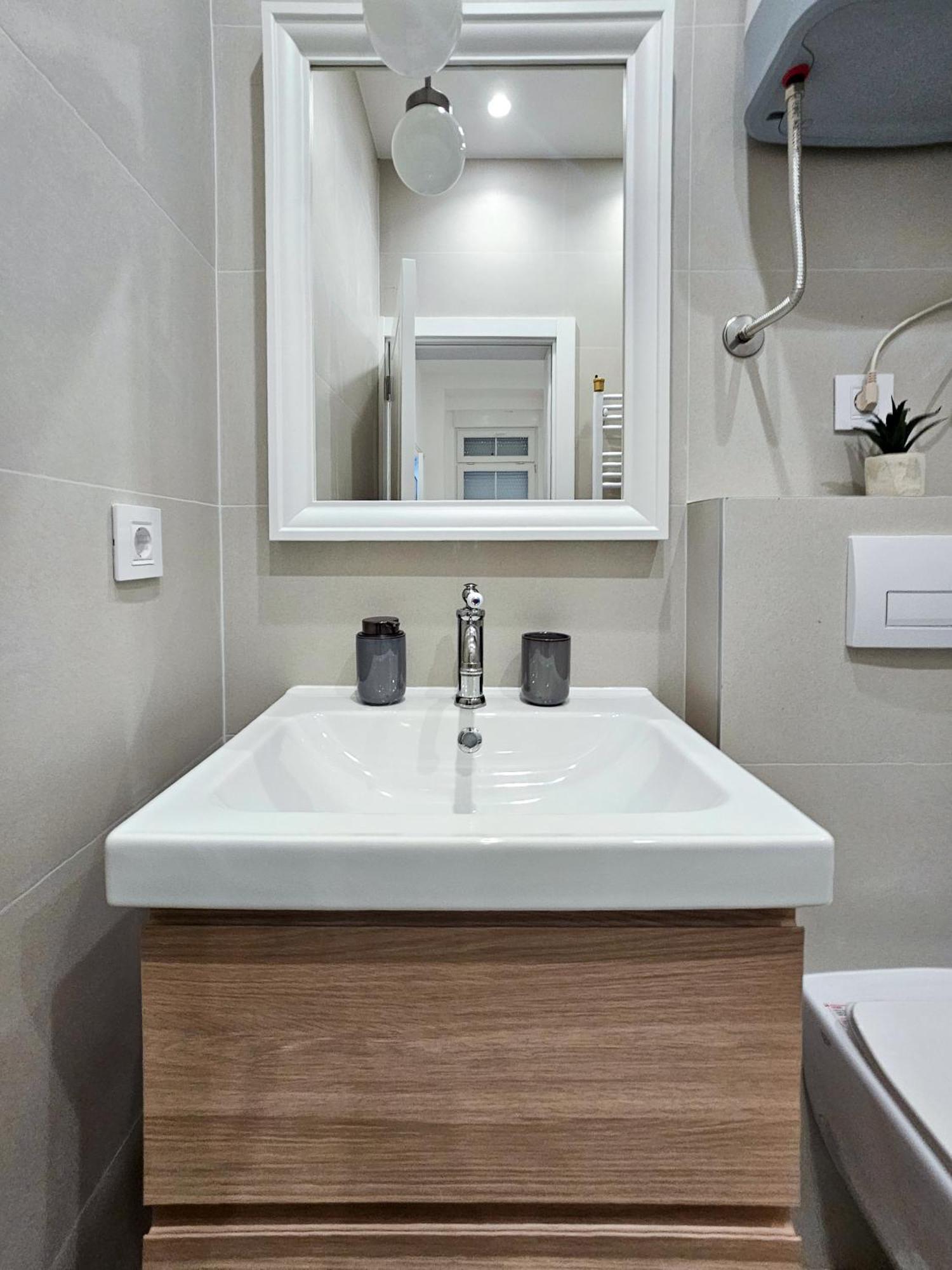 Easy Life Apartman Belgrád Kültér fotó